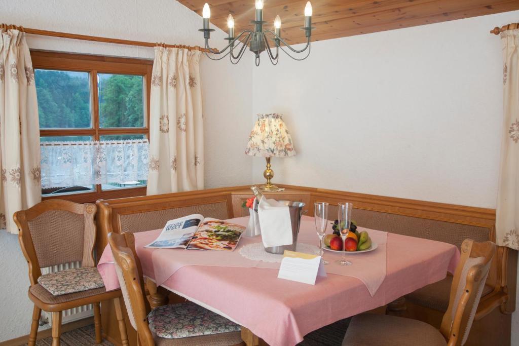 Hotel Der Seehof Hauzenberg Rum bild